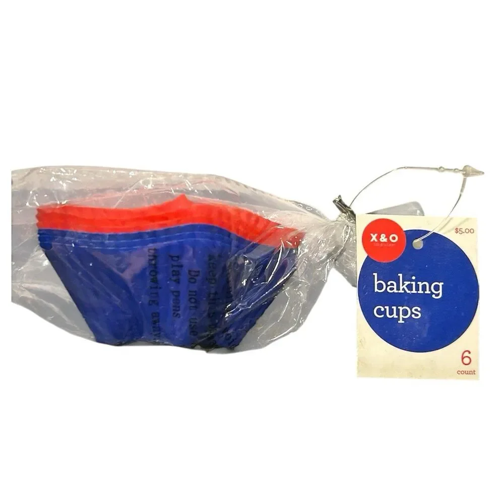 Design Group X&O Baking Cups, Cookie Cutters and 2 Popsicle Molds